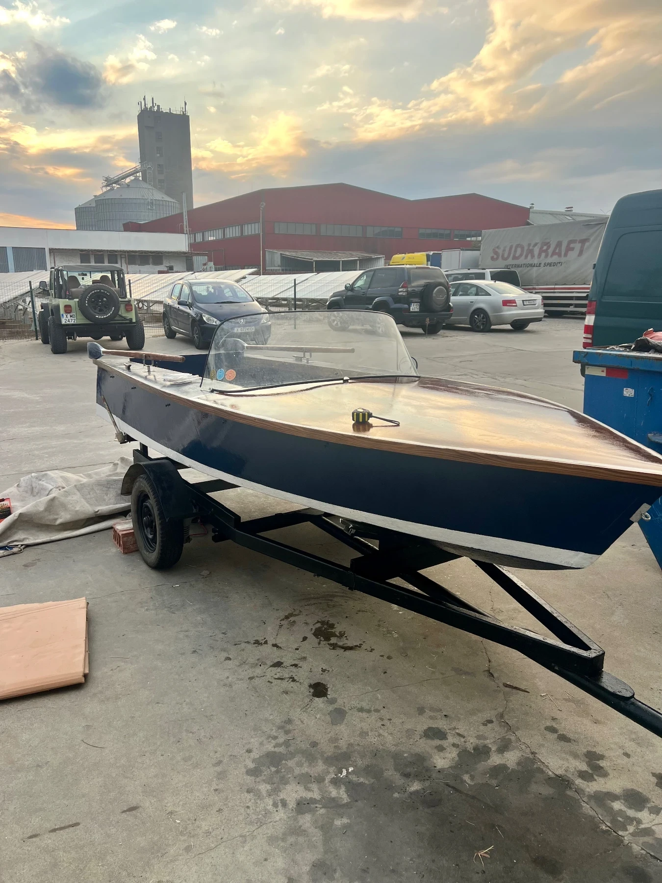 Лодка Собствено производство, снимка 9 - Воден транспорт - 54041406