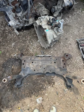 Ford Courier 2017г преден мост, снимка 2