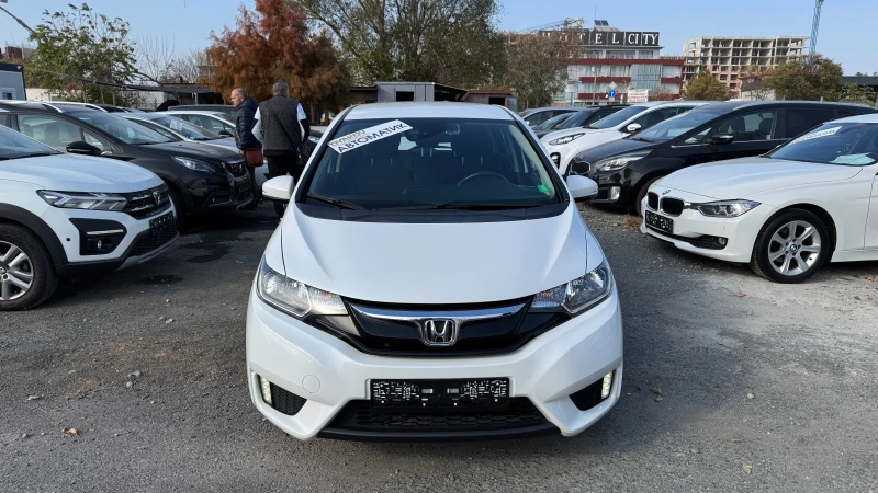 Honda Jazz 1.3i Автоматик! Внос Швейцария! LED, Tel. ..., снимка 2 - Автомобили и джипове - 47956492