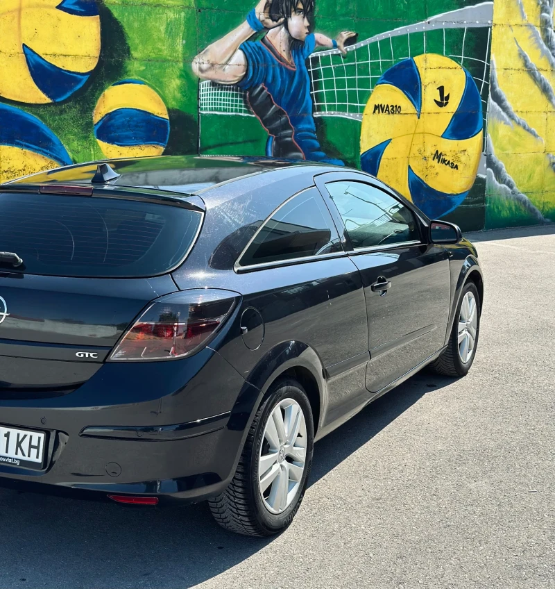 Opel Astra H GTC, снимка 4 - Автомобили и джипове - 48536551