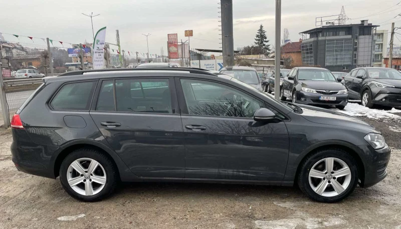 VW Golf 1.6ТDI Напълно обслужен Бартер, снимка 7 - Автомобили и джипове - 48597753