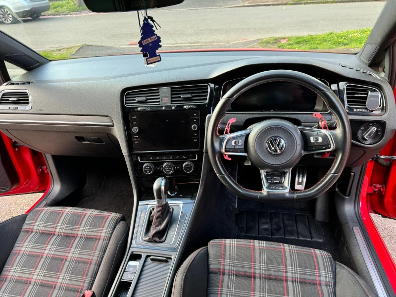 VW Golf, снимка 5 - Автомобили и джипове - 48721196