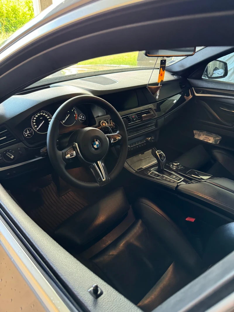 BMW 530 XDrive M packet 258 k.c Фул Екстри, снимка 5 - Автомобили и джипове - 52843875