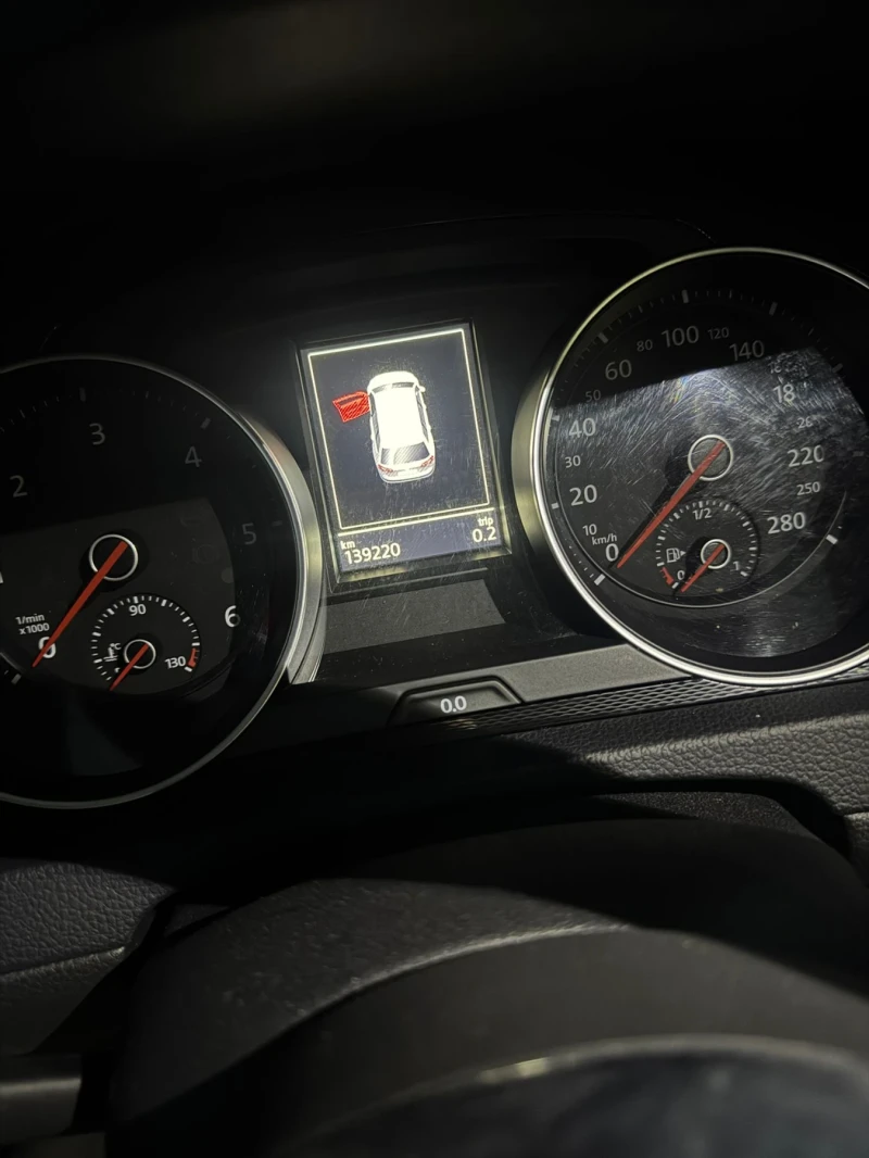 VW Golf GTD, снимка 8 - Автомобили и джипове - 53333163