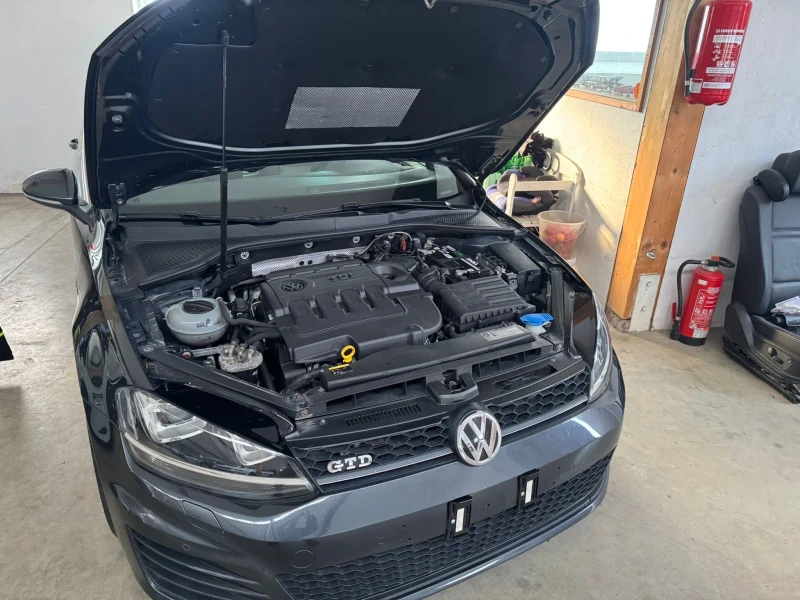 VW Golf GTD, снимка 4 - Автомобили и джипове - 53333163