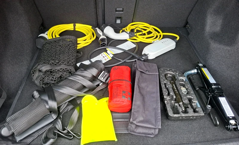 VW ID.4 Pro Performance - MAX.  82 kWh, снимка 15 - Автомобили и джипове - 53581262