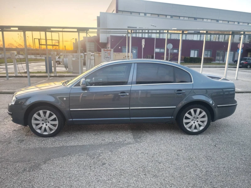 Skoda Superb, снимка 3 - Автомобили и джипове - 53599141