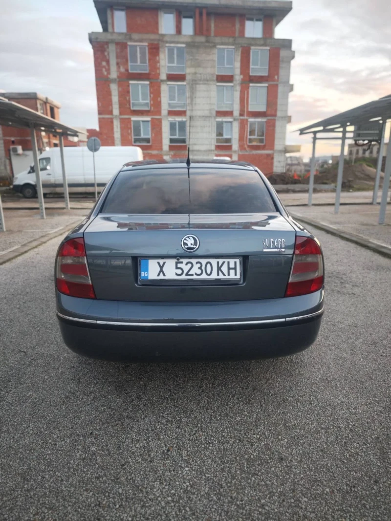 Skoda Superb, снимка 5 - Автомобили и джипове - 53599141