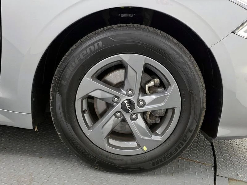 Kia K5 2.0 ГАЗ STANDARD, снимка 5 - Автомобили и джипове - 54399414