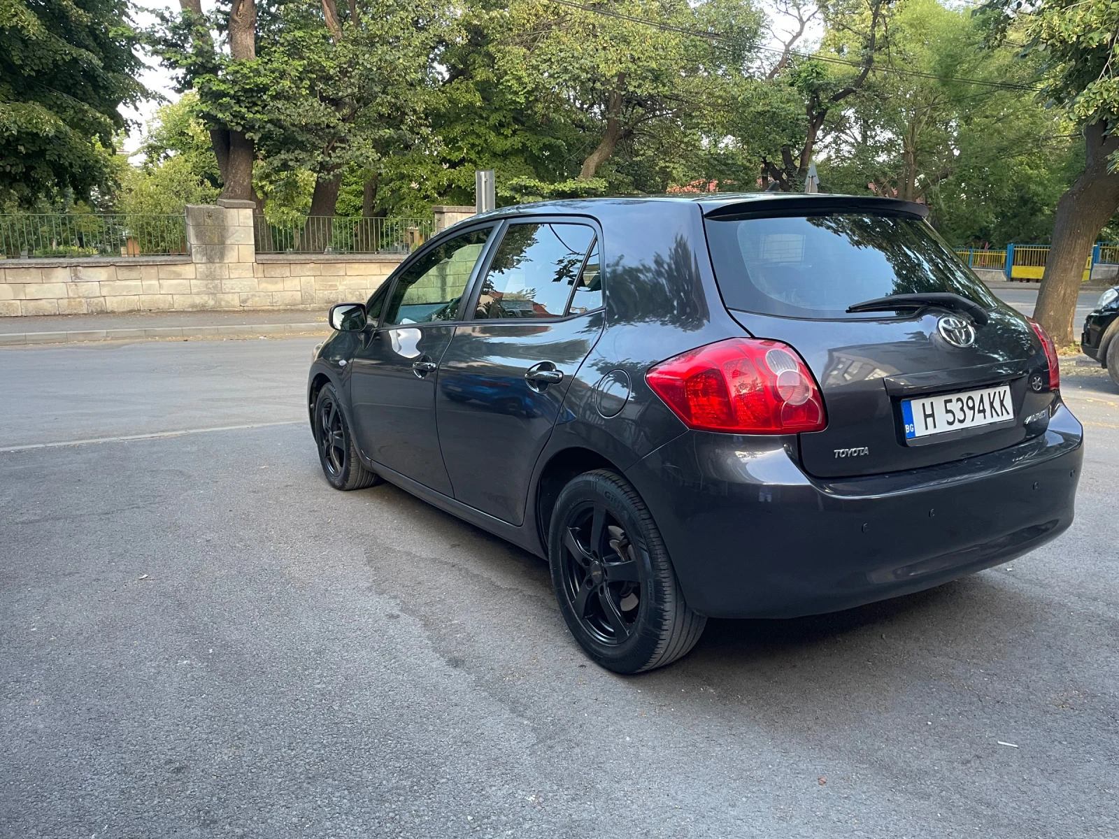 Toyota Auris Auris 2.0 D-4D - изображение 3