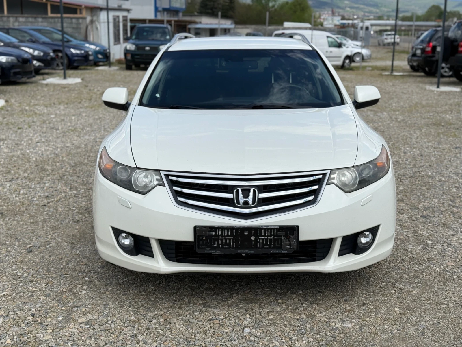 Honda Accord 2.2d 150hp Бяла Перла  - изображение 2