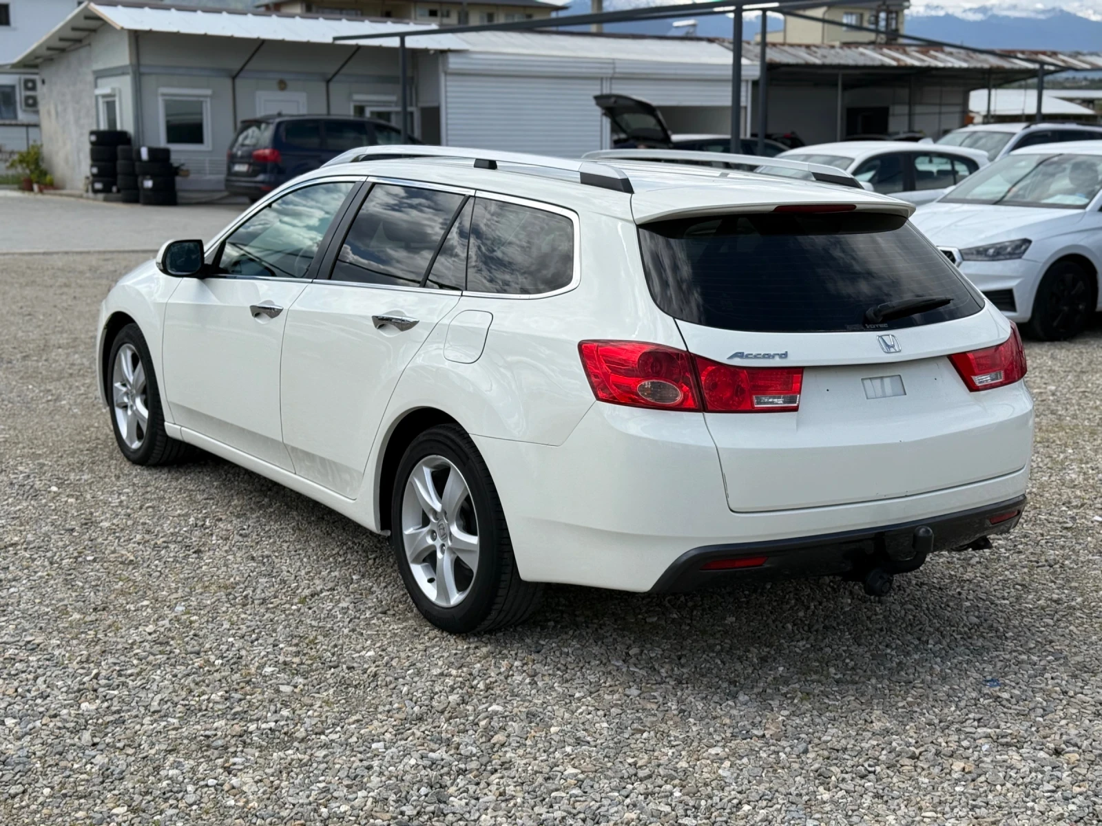 Honda Accord 2.2d 150hp Бяла Перла  - изображение 4