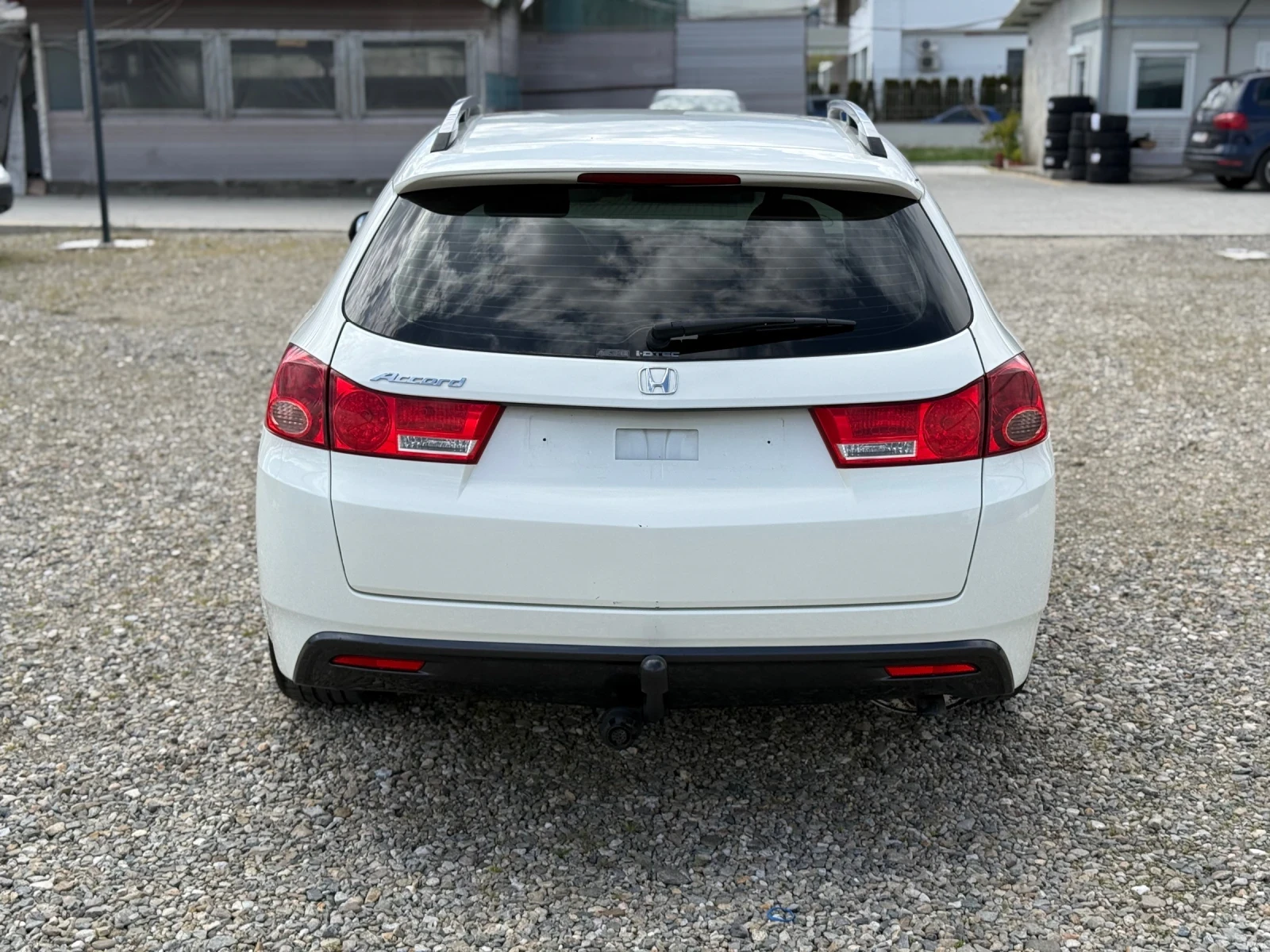 Honda Accord 2.2d 150hp Бяла Перла  - изображение 5