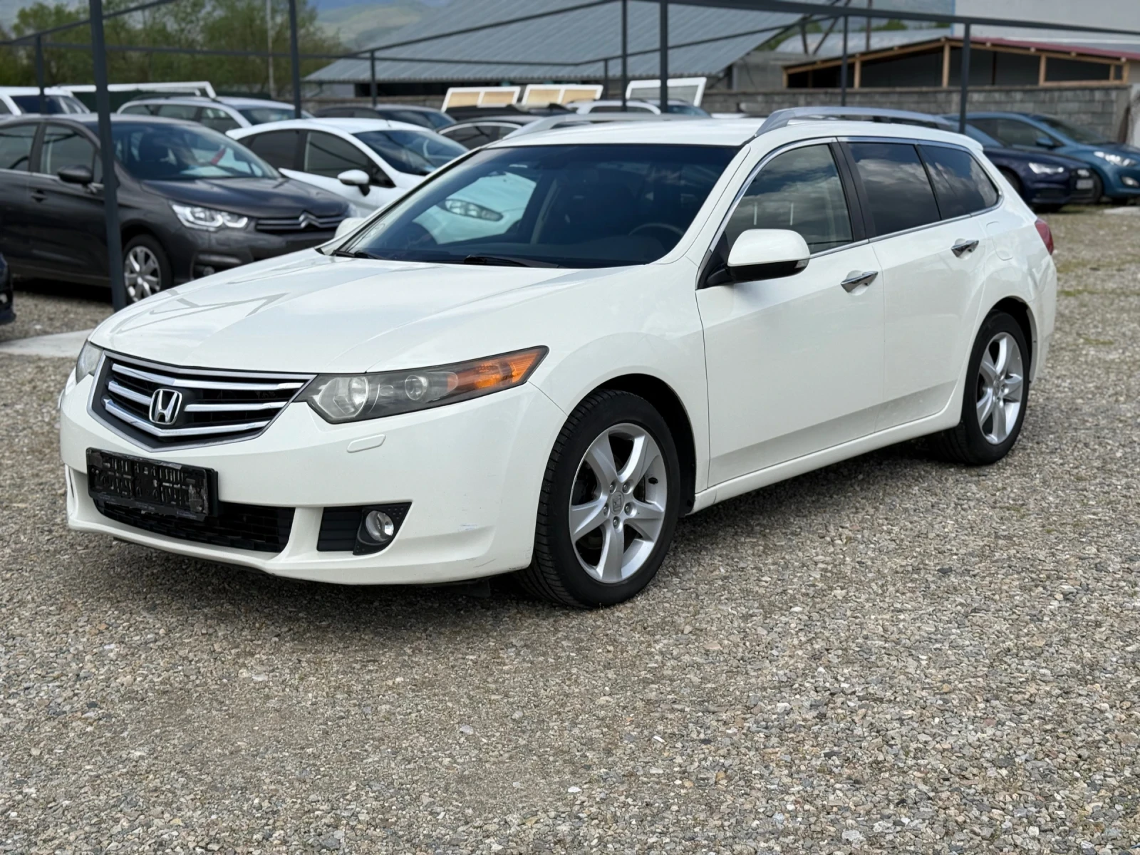 Honda Accord 2.2d 150hp Бяла Перла  - изображение 3