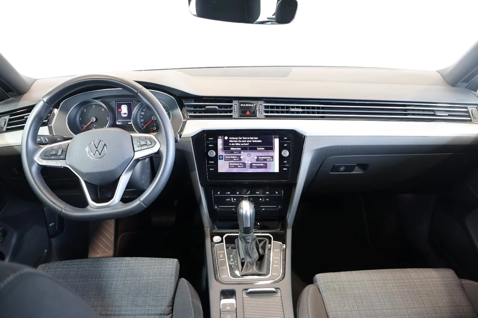 VW Passat 2.0TDI/VARIANT-BUSINESS/200HP/DSG/LED/NAV/CAM/326f - изображение 10