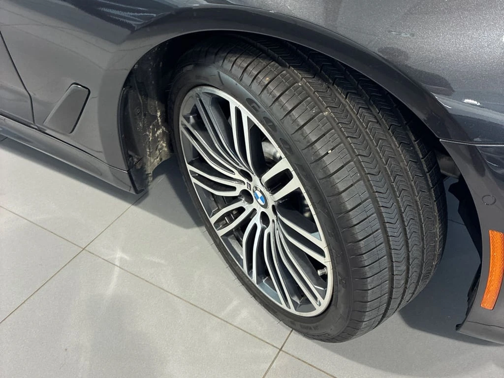 BMW 530  - изображение 7