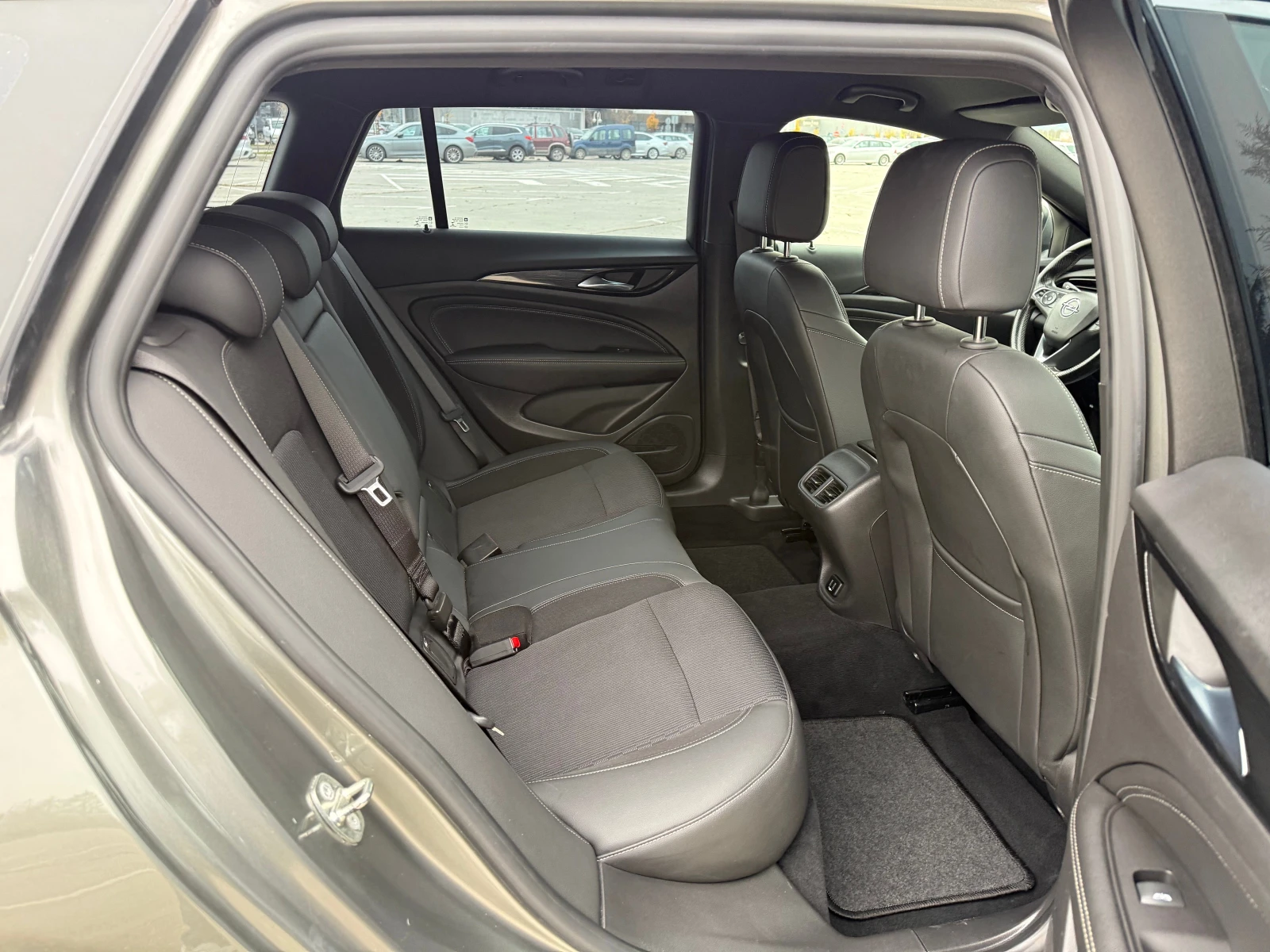 Opel Insignia OPC/HeadUp/KeyLess/Lane-Assist/Led-LUX/Distronic/ | Mobile.bg   13