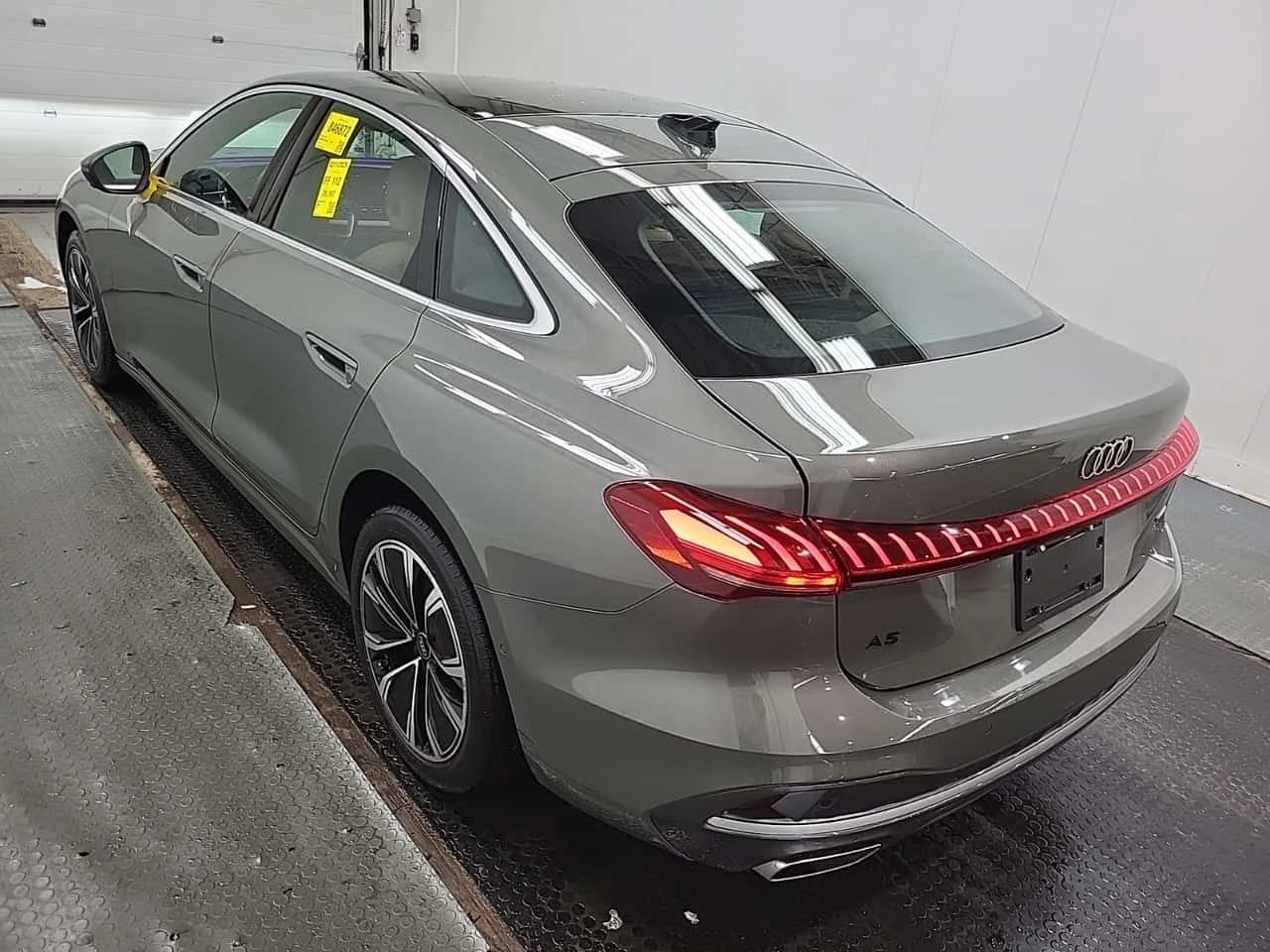 Audi A5 * Progressiv * CARFAX * БЕЗ ПЪРВОНАЧАЛНА ВНОСКА, снимка 16 - Автомобили и джипове - 53728843