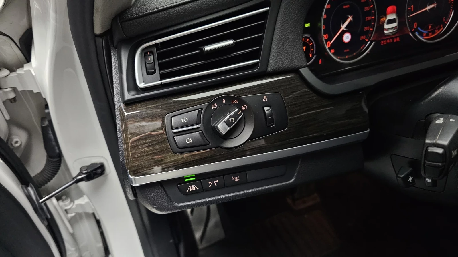 BMW 730 d* DIGITAL* ОБДУХВАНЕ* HEAD UP, снимка 11 - Автомобили и джипове - 54149946