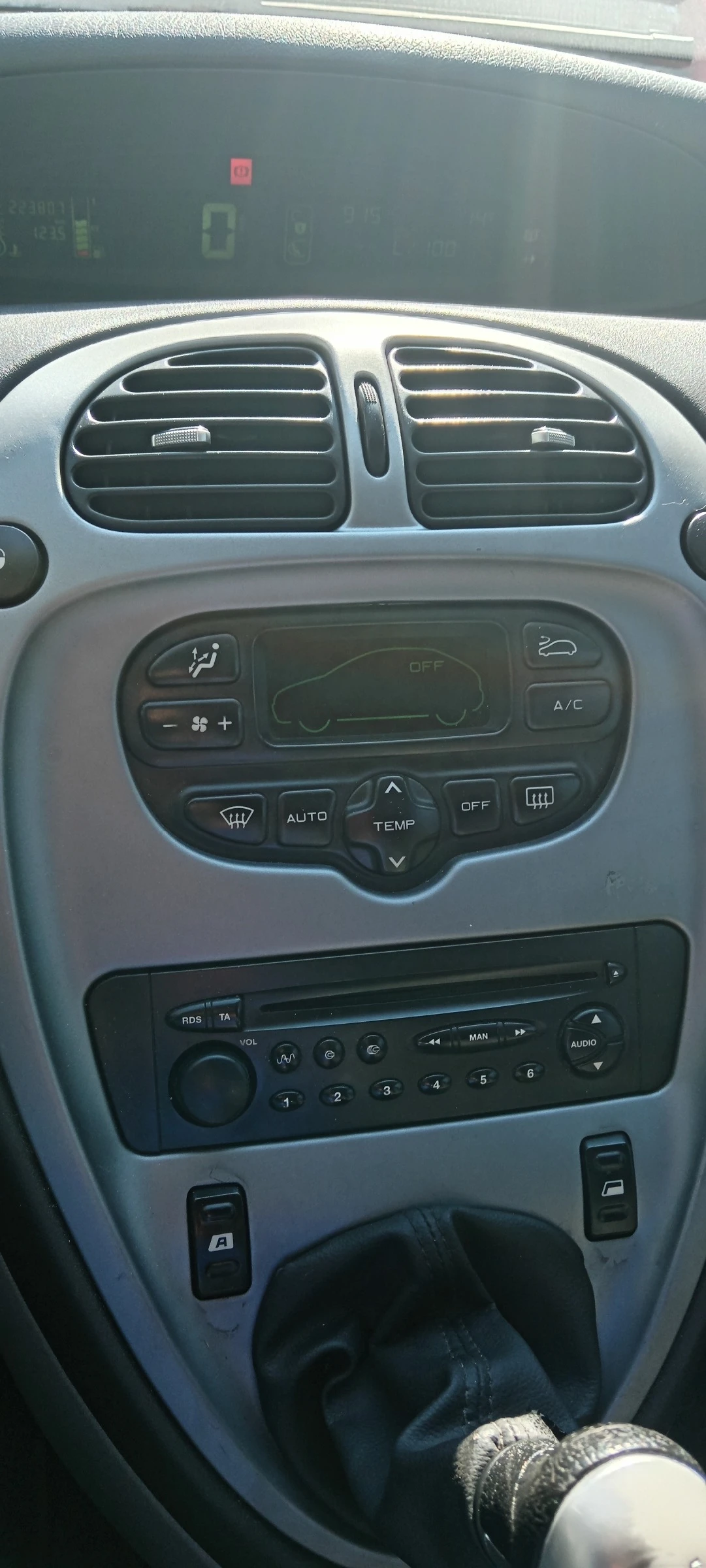 Citroen Xsara picasso, снимка 6 - Автомобили и джипове - 54162370