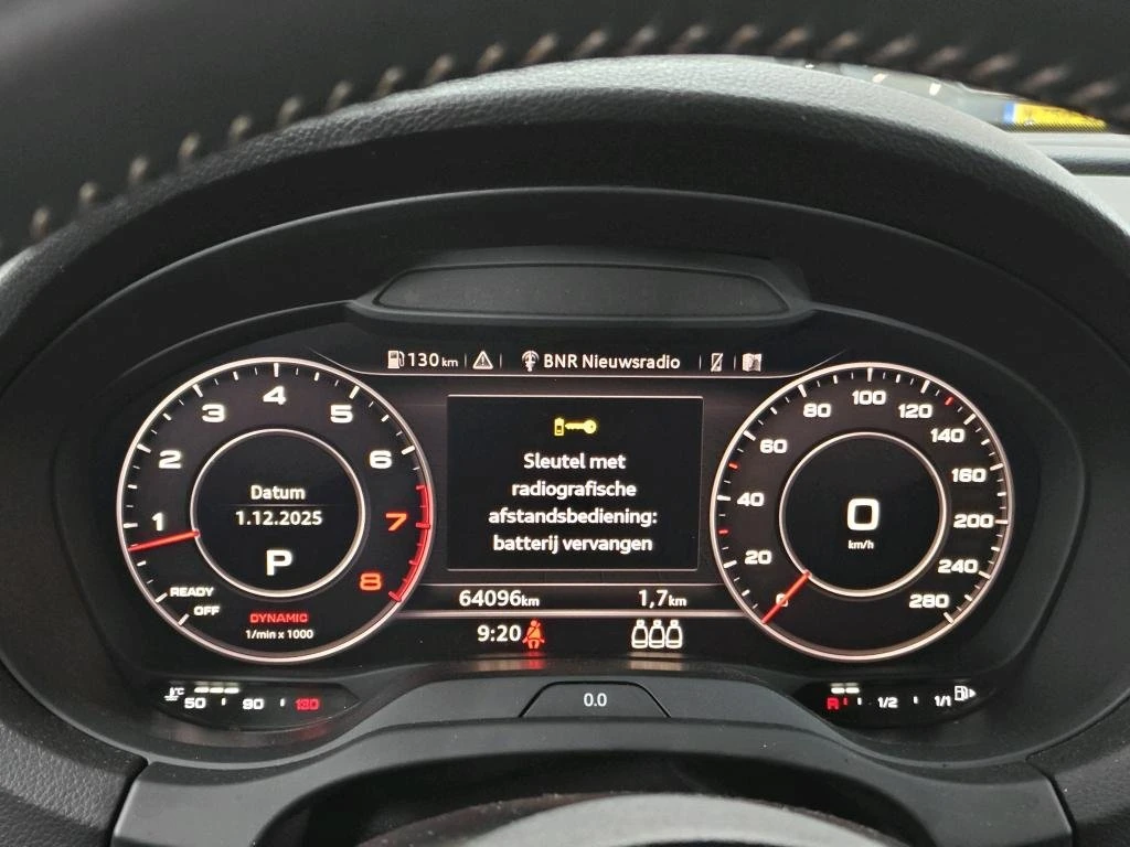 Audi A3 35 TFSI S Line, снимка 8 - Автомобили и джипове - 54316026