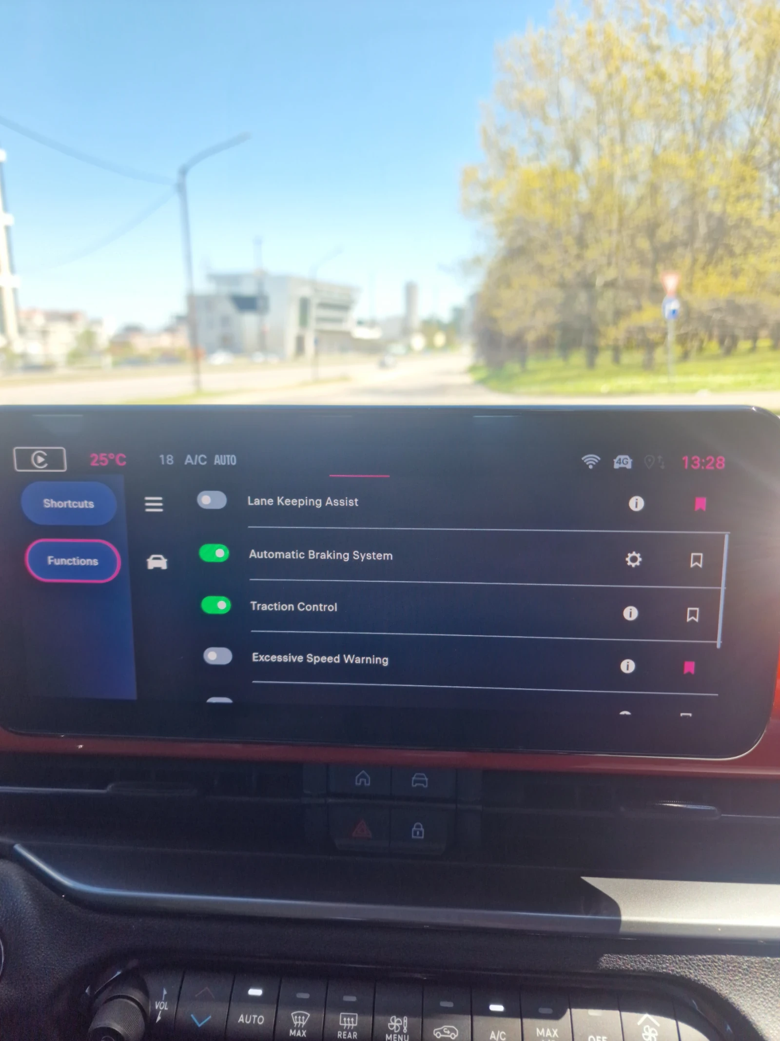 Fiat 600 1.2 MHEV, снимка 11 - Автомобили и джипове - 54320656