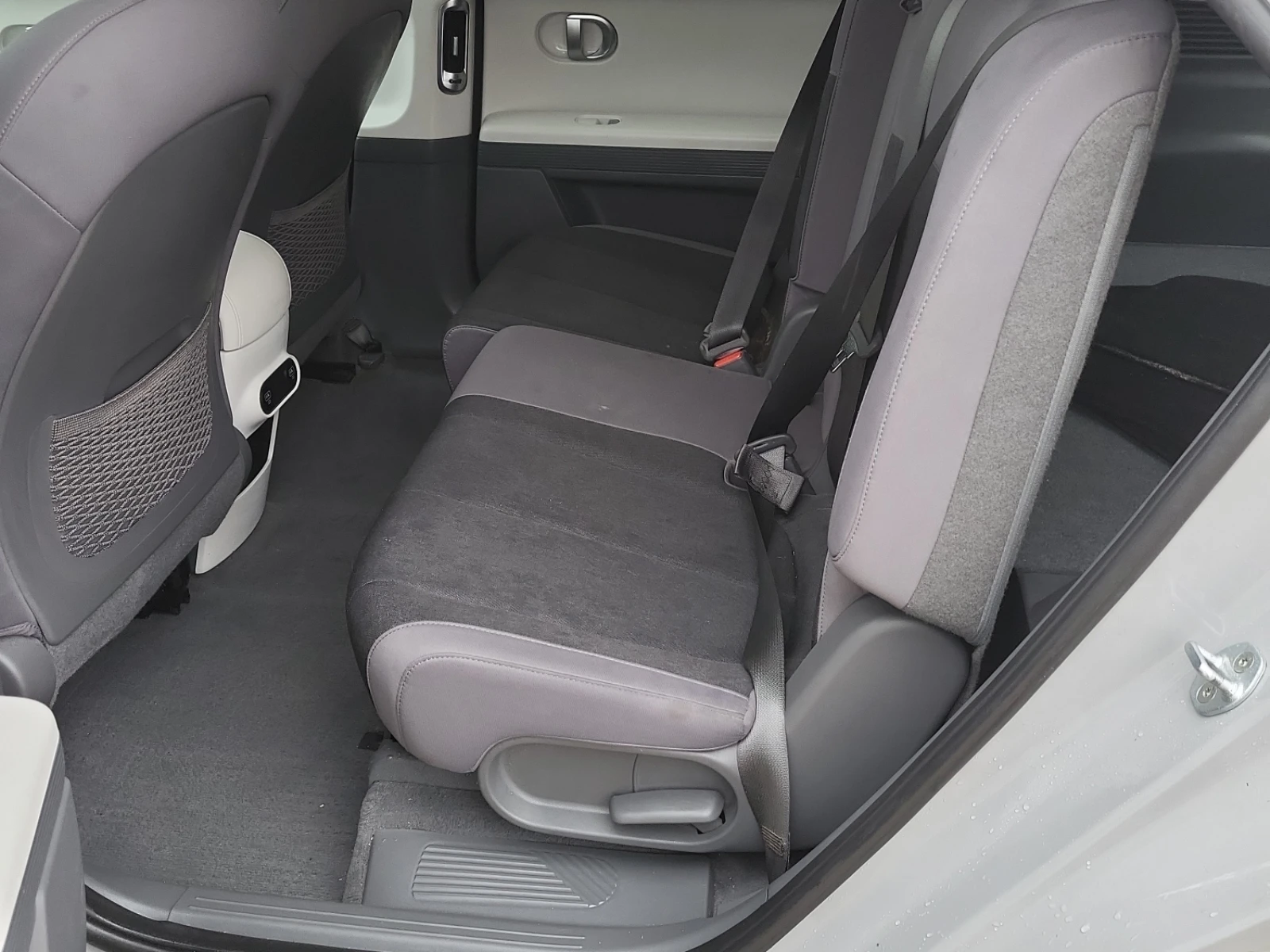 Hyundai Ioniq 5 Awd* Long Range Preferred* �������* ����� ������*  | Mobile.bg � ����������� 12