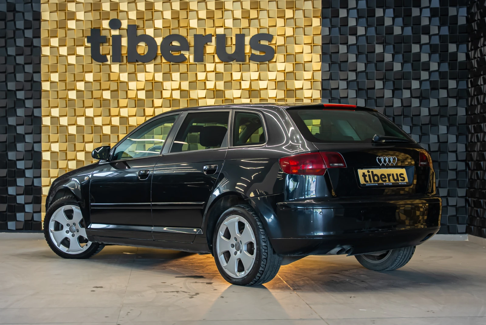 Audi A3 2.0 TDI, снимка 2 - Автомобили и джипове - 54477866