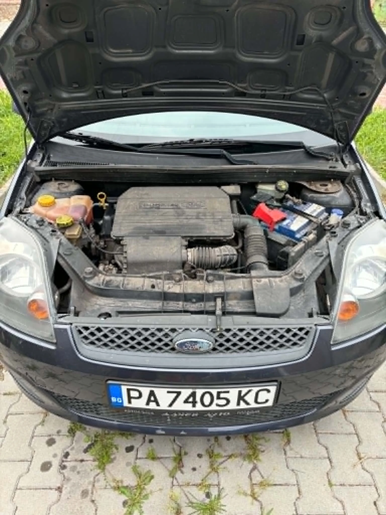 Ford Fiesta 1.3i, снимка 10 - Автомобили и джипове - 54542686