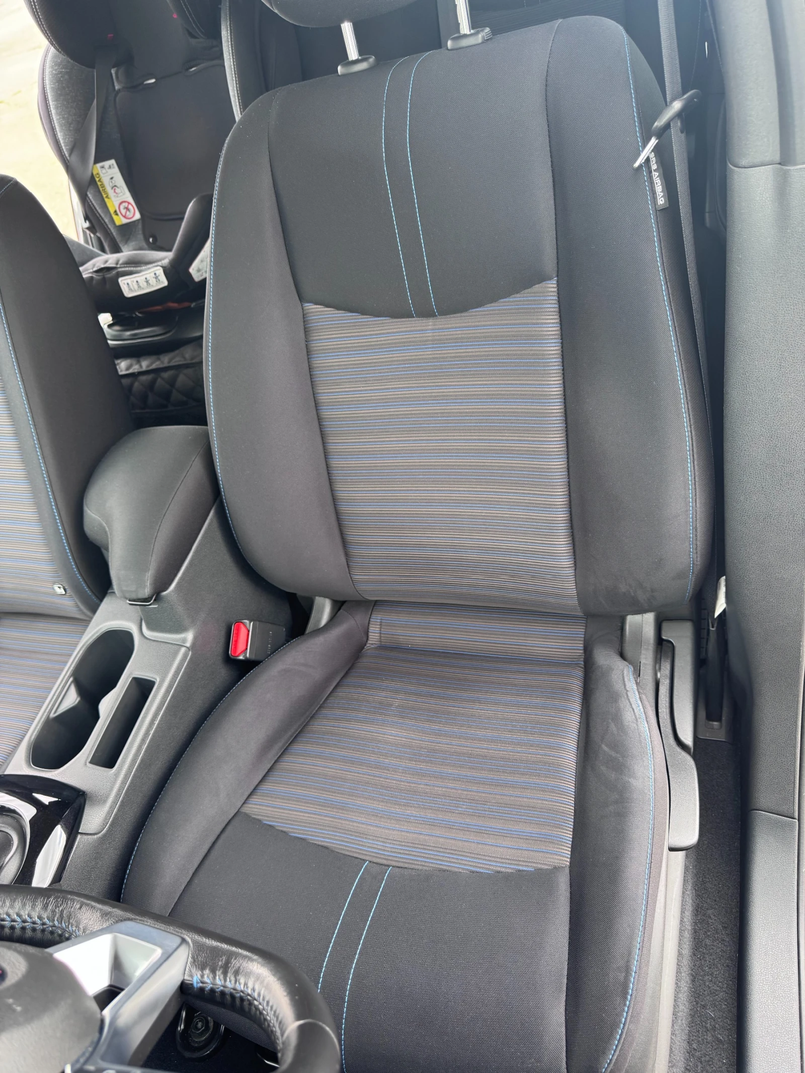 Nissan Leaf , снимка 12 - Автомобили и джипове - 54577638
