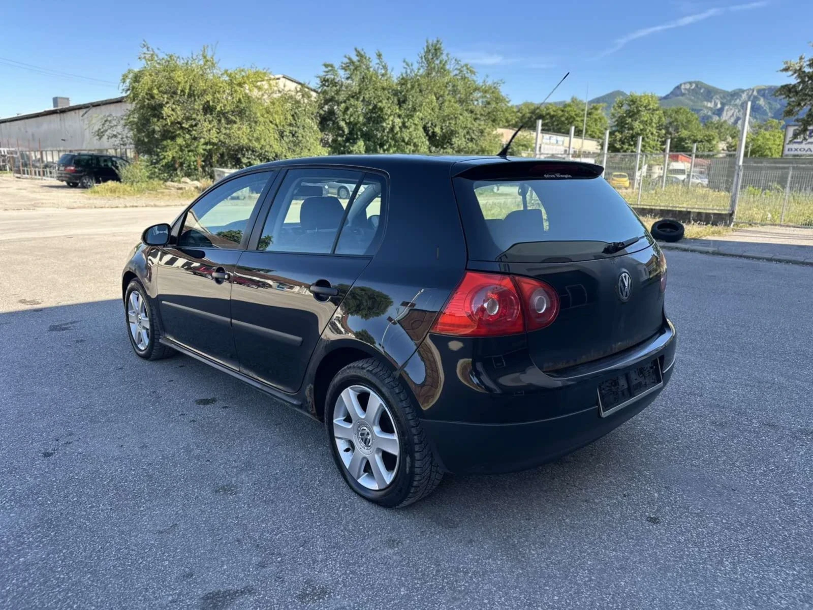 VW Golf 1.4i* Климатик , снимка 5 - Автомобили и джипове - 54884522
