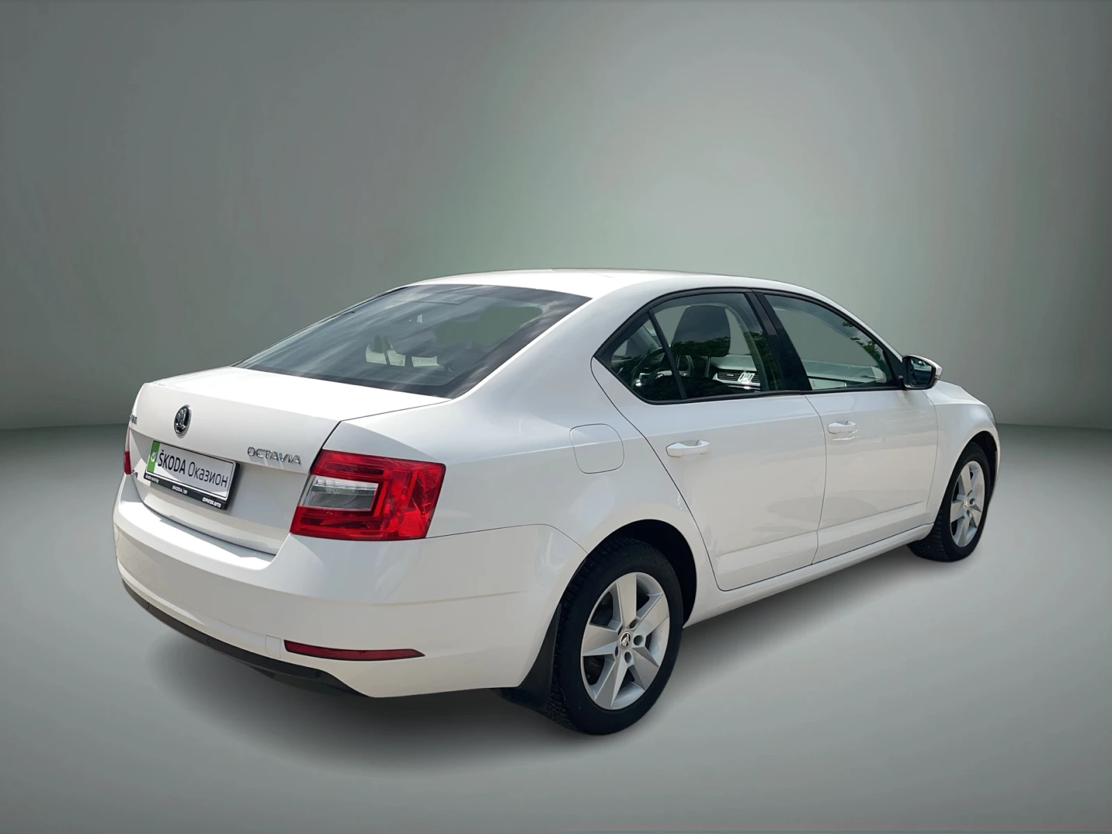 Skoda Octavia 2, 0 TDI 7DSG 4X4, снимка 5 - Автомобили и джипове - 54956681