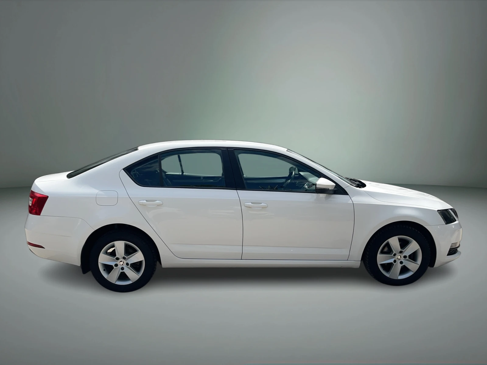 Skoda Octavia 2, 0 TDI 7DSG 4X4, снимка 6 - Автомобили и джипове - 54956681