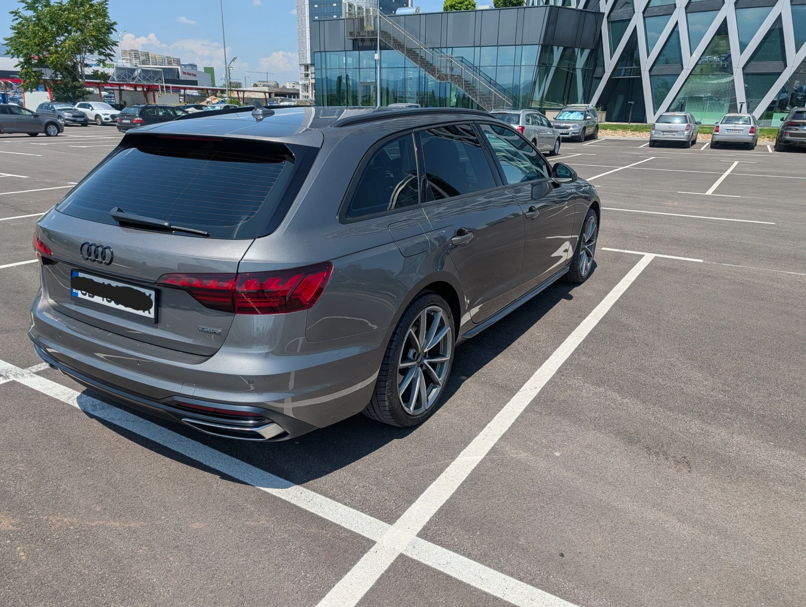 Audi A4 40TDI quattro, снимка 5 - Автомобили и джипове - 55100391