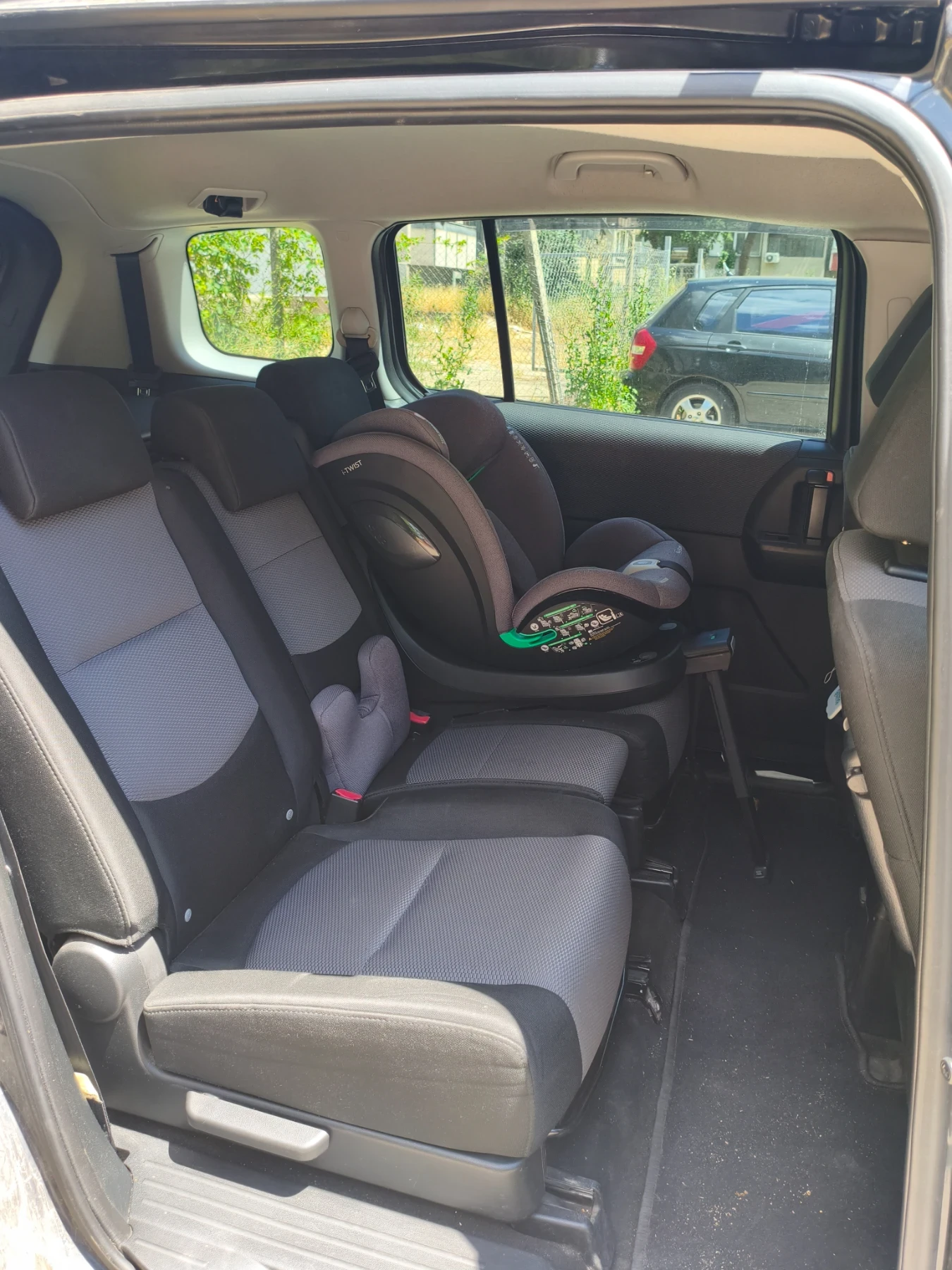 Mazda 5, снимка 6 - Автомобили и джипове - 55240853