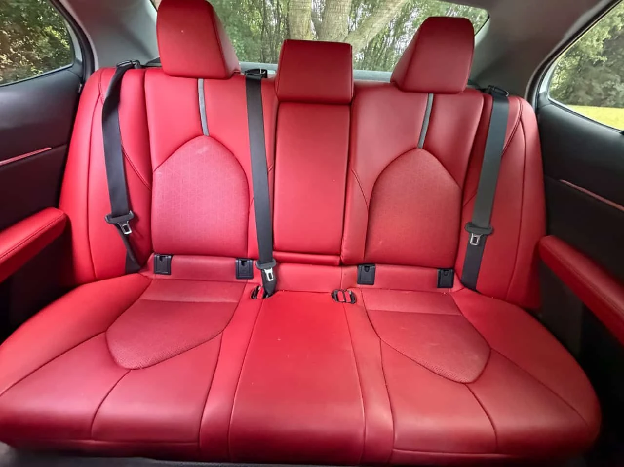 Toyota Camry XSE| PANO| ПОДГРЕВИ| KEYLESS| , снимка 11 - Автомобили и джипове - 55611699