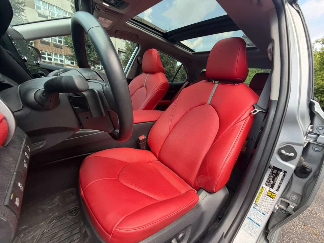 Toyota Camry XSE| PANO| ПОДГРЕВИ| KEYLESS| , снимка 7 - Автомобили и джипове - 55611699