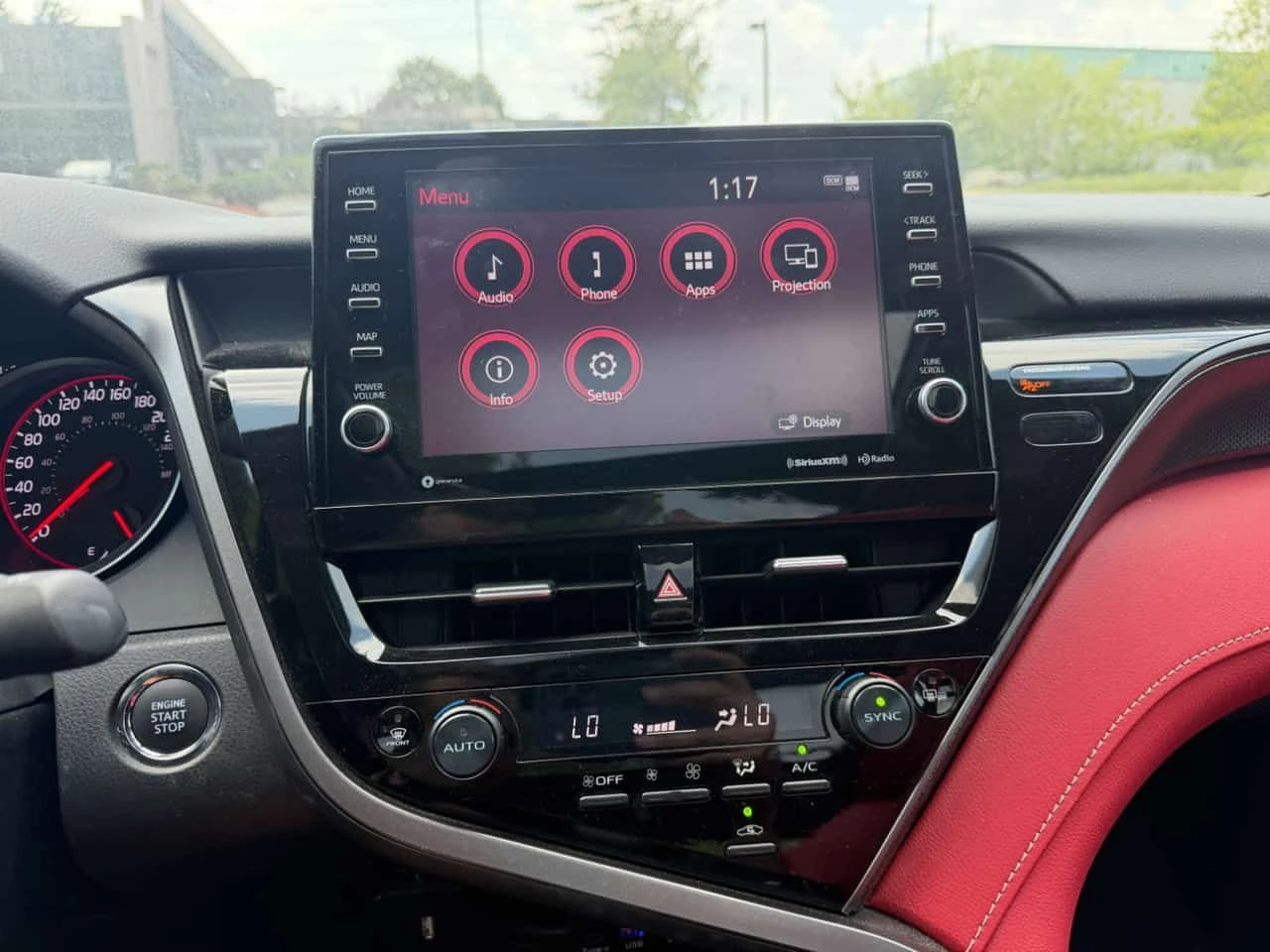 Toyota Camry XSE| PANO| ПОДГРЕВИ| KEYLESS| , снимка 12 - Автомобили и джипове - 55611699