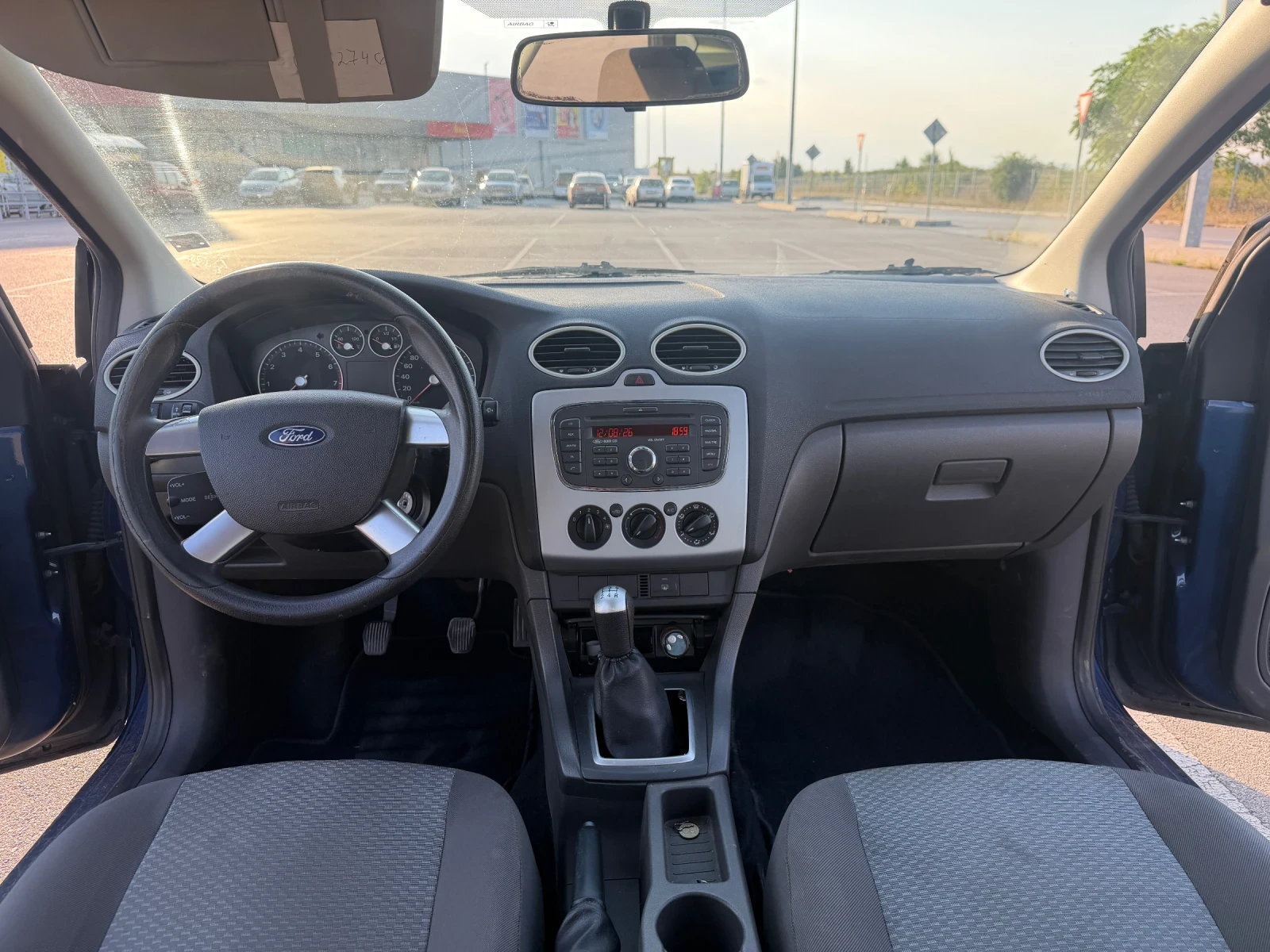 Ford Focus 1.4 , снимка 8 - Автомобили и джипове - 55645932