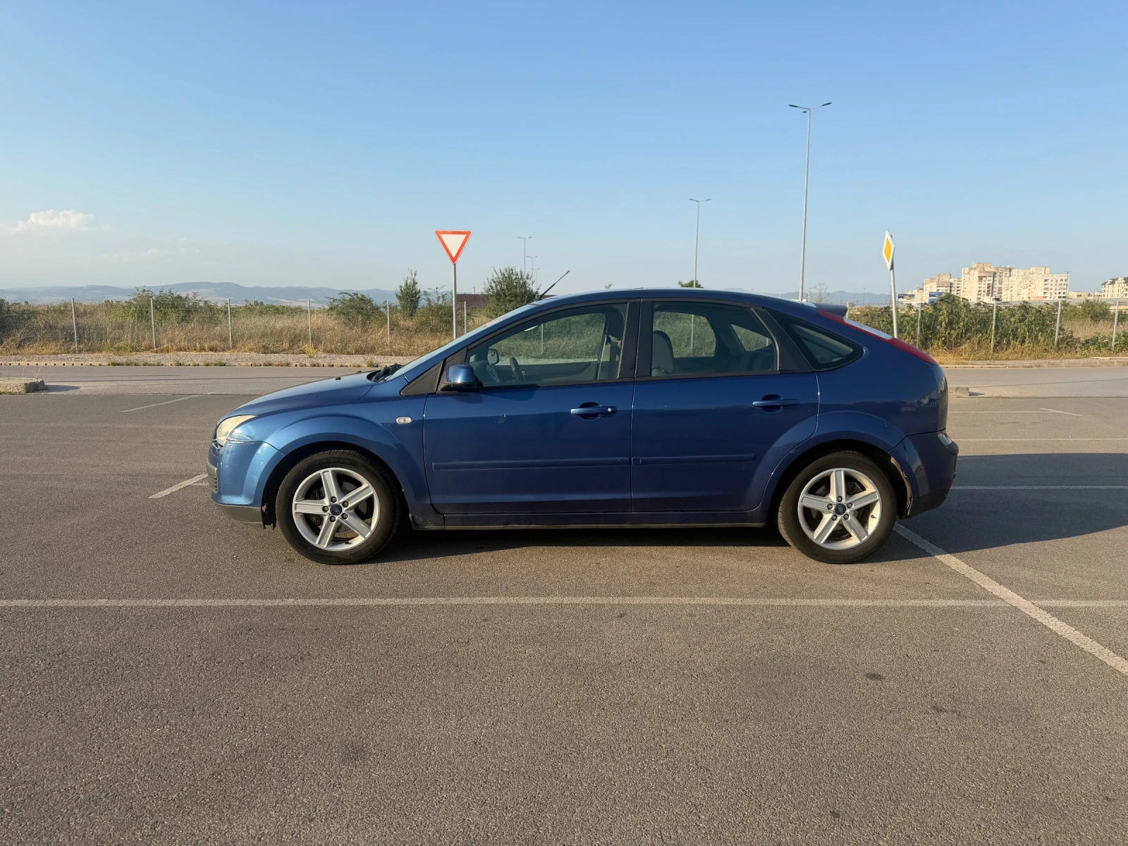 Ford Focus 1.4 , снимка 3 - Автомобили и джипове - 55645932