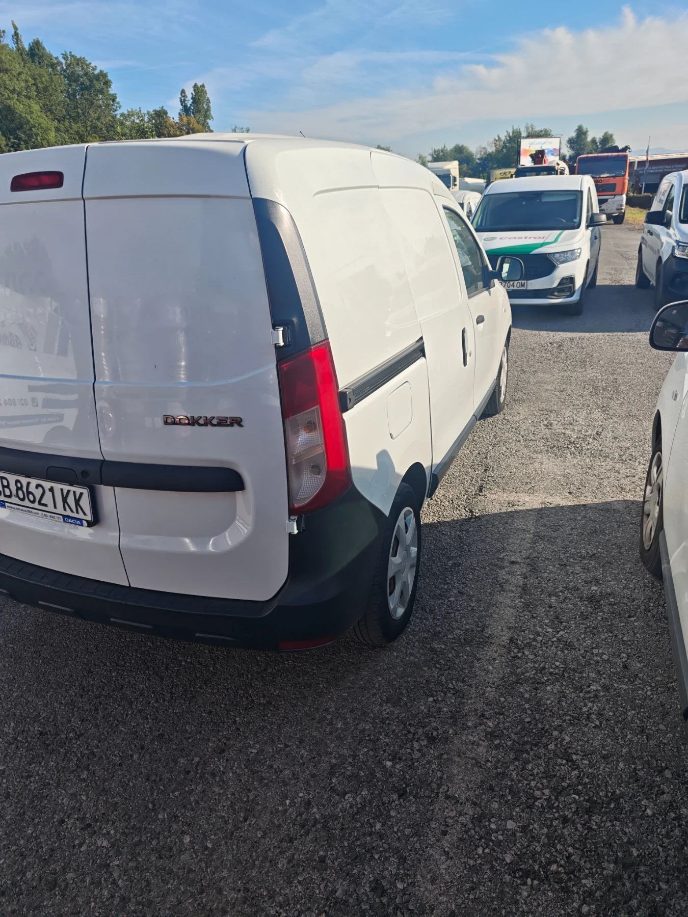 Dacia Dokker, снимка 4 - Автомобили и джипове - 55727235