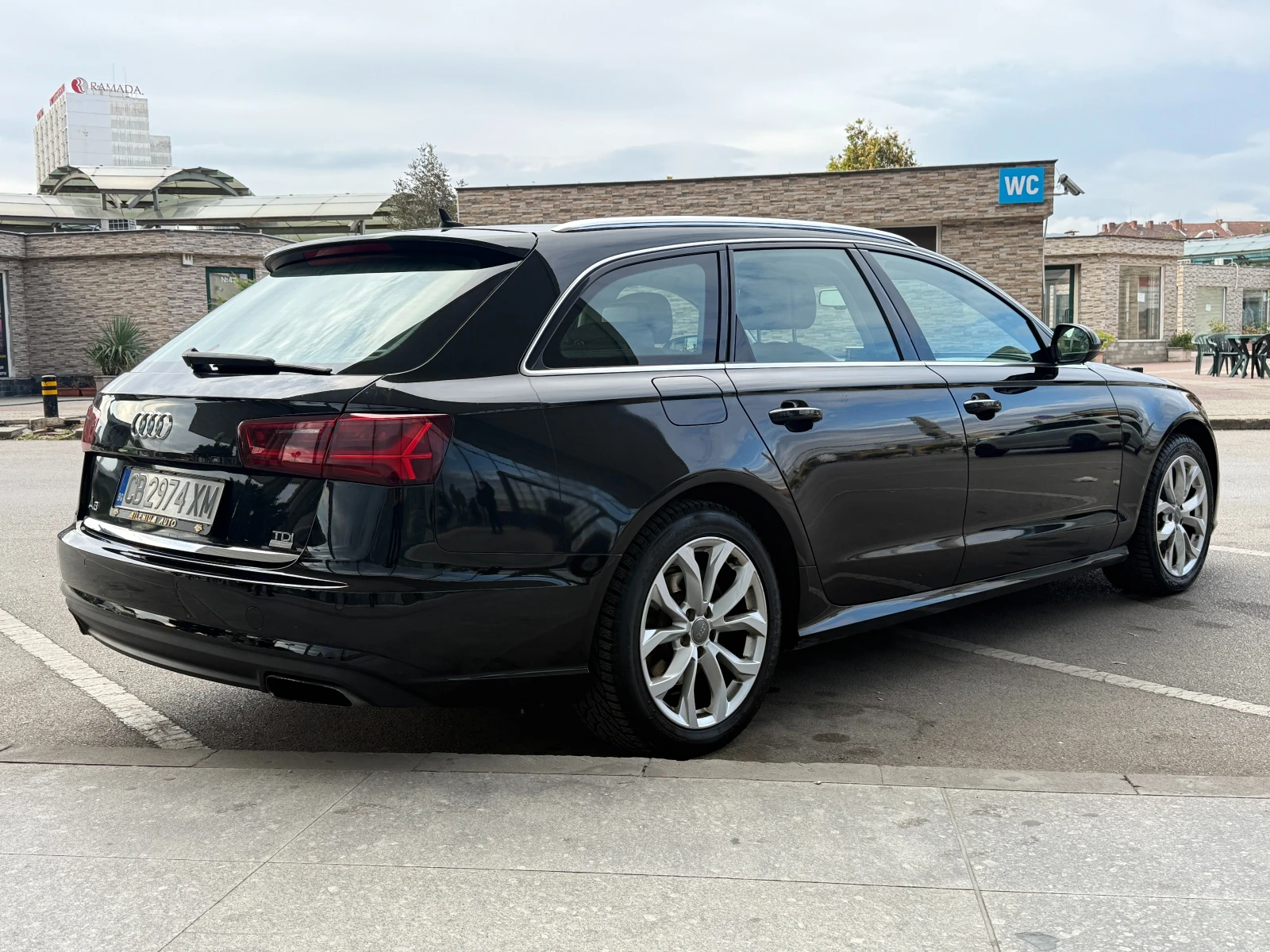 Audi A6 6 МЕСЕЦА ГАРАНЦИЯ/2.0TDI 190к.с Facelift Автоматик, снимка 4 - Автомобили и джипове - 56269377