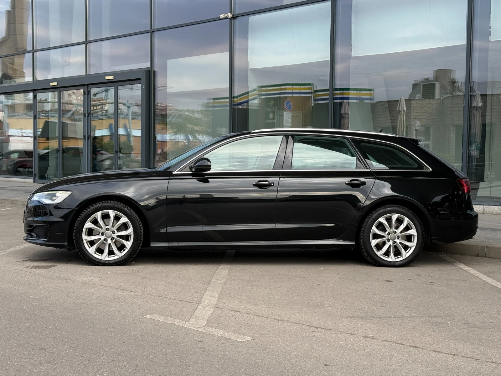 Audi A6 6 МЕСЕЦА ГАРАНЦИЯ/2.0TDI 190к.с Facelift Автоматик, снимка 2 - Автомобили и джипове - 56269377
