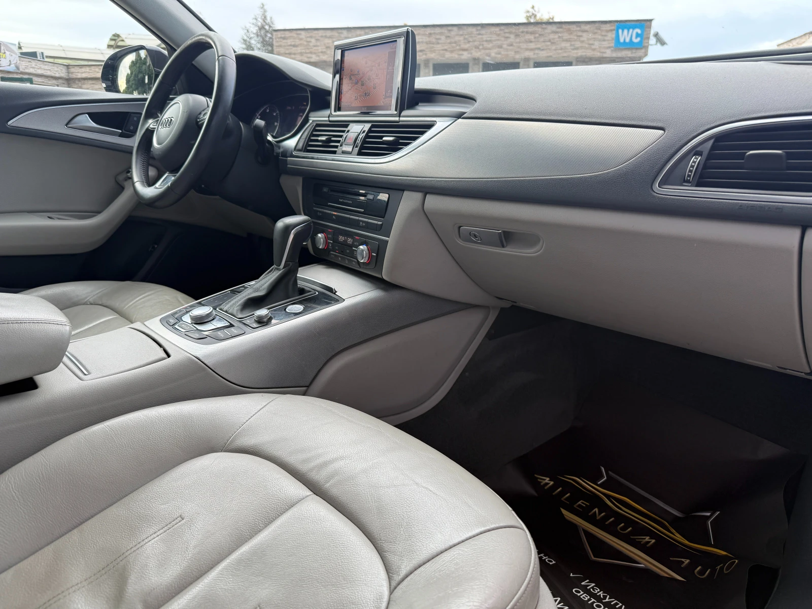 Audi A6 6 МЕСЕЦА ГАРАНЦИЯ/2.0TDI 190к.с Facelift Автоматик, снимка 11 - Автомобили и джипове - 56269377