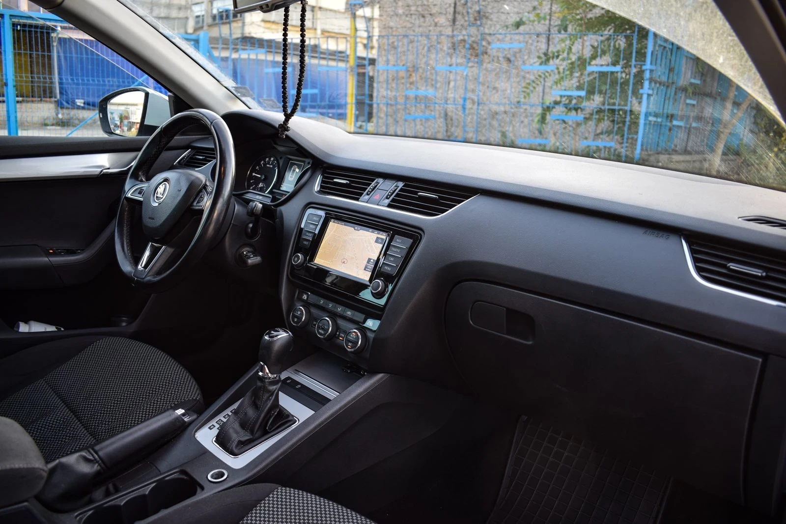 Skoda Octavia, снимка 7 - Автомобили и джипове - 56682311