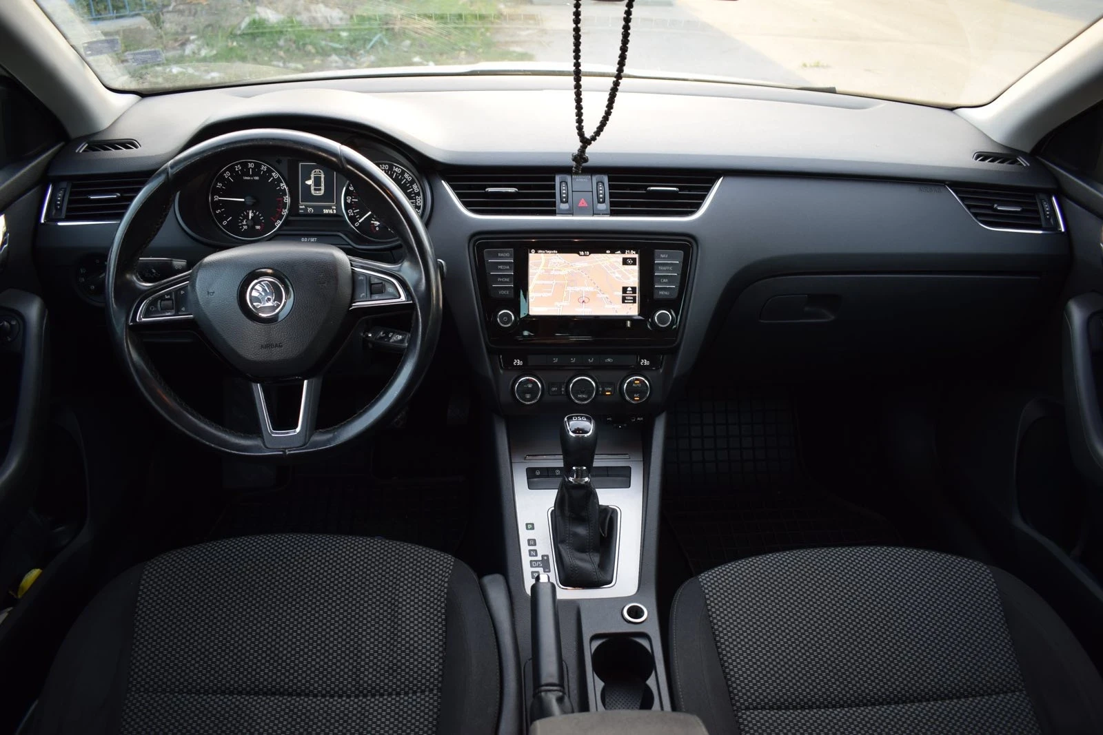 Skoda Octavia, снимка 6 - Автомобили и джипове - 56682311