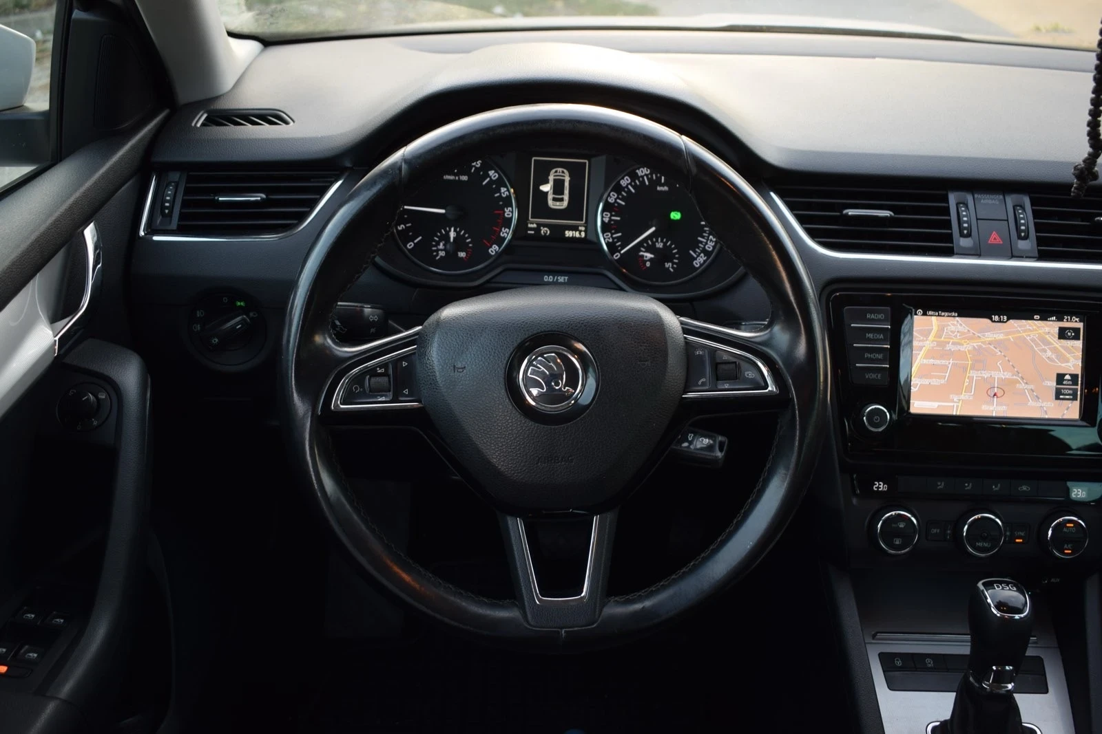 Skoda Octavia, снимка 5 - Автомобили и джипове - 56682311