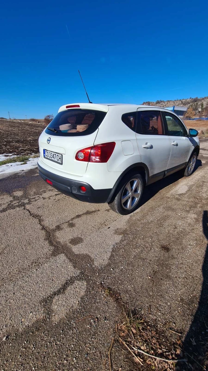 Nissan Qashqai Газ - Бензин , снимка 3 - Автомобили и джипове - 49055655