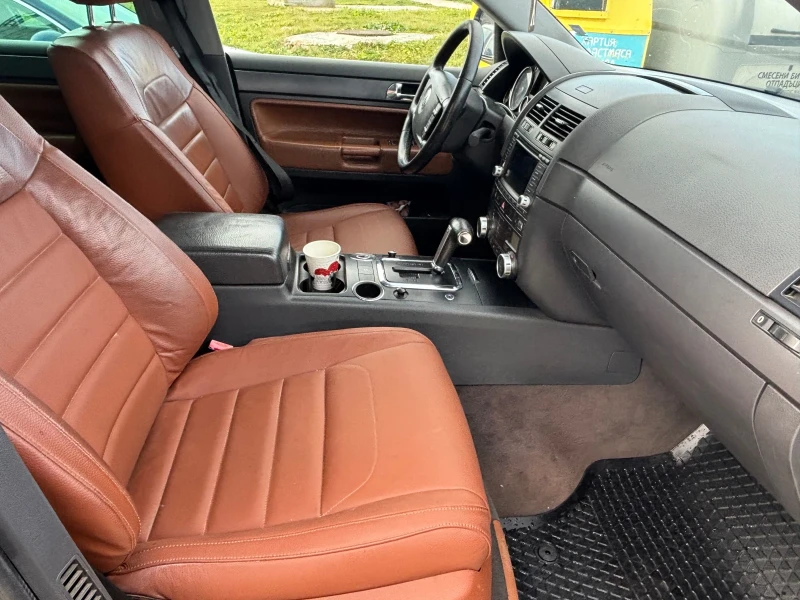 VW Touareg V6 3.0d, снимка 7 - Автомобили и джипове - 49440115