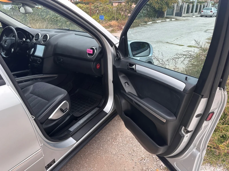 Mercedes-Benz ML 320, снимка 2 - Автомобили и джипове - 52872480